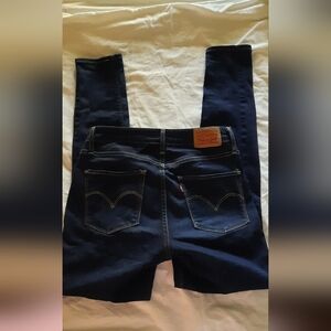 Levi's 721 high rise skinny blue jeans